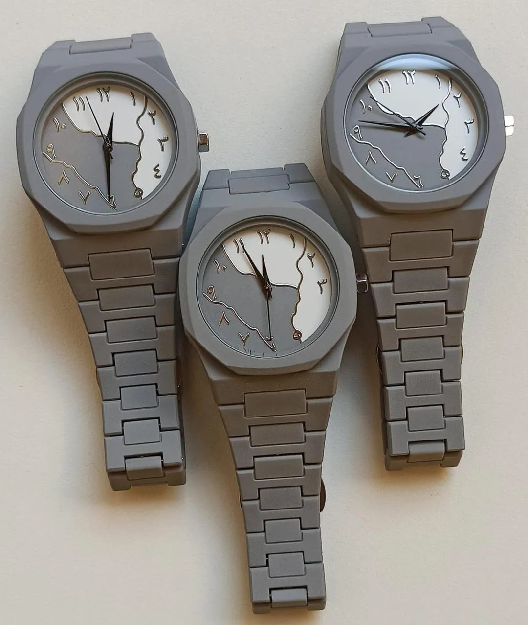 Men’s Carbon Fiber Grey Marble Watch – Arabic Dial Design